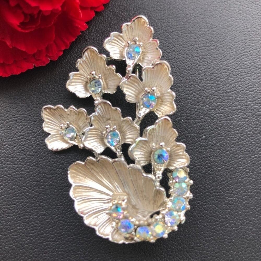 Vintage Brushed Silver Tone Aurora Borealis Brooch Leaf